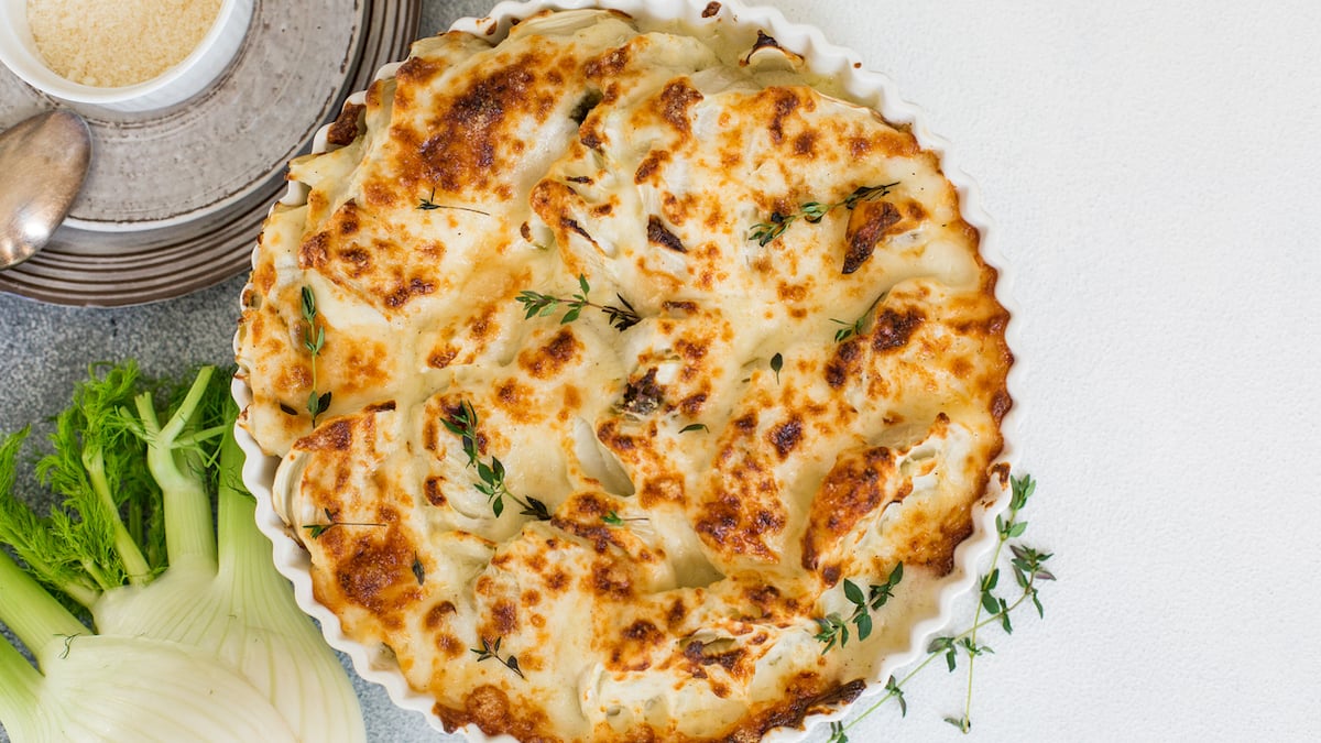 Ne boudez plus le fenouil ! Avec ce gratin très gourmand à la béchamel, vous allez enfin apprécier ce légume !